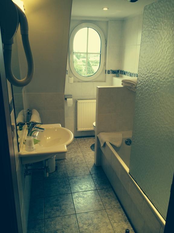 Hotel Du Herrenstein Neuwiller-les-Saverne Номер фото
